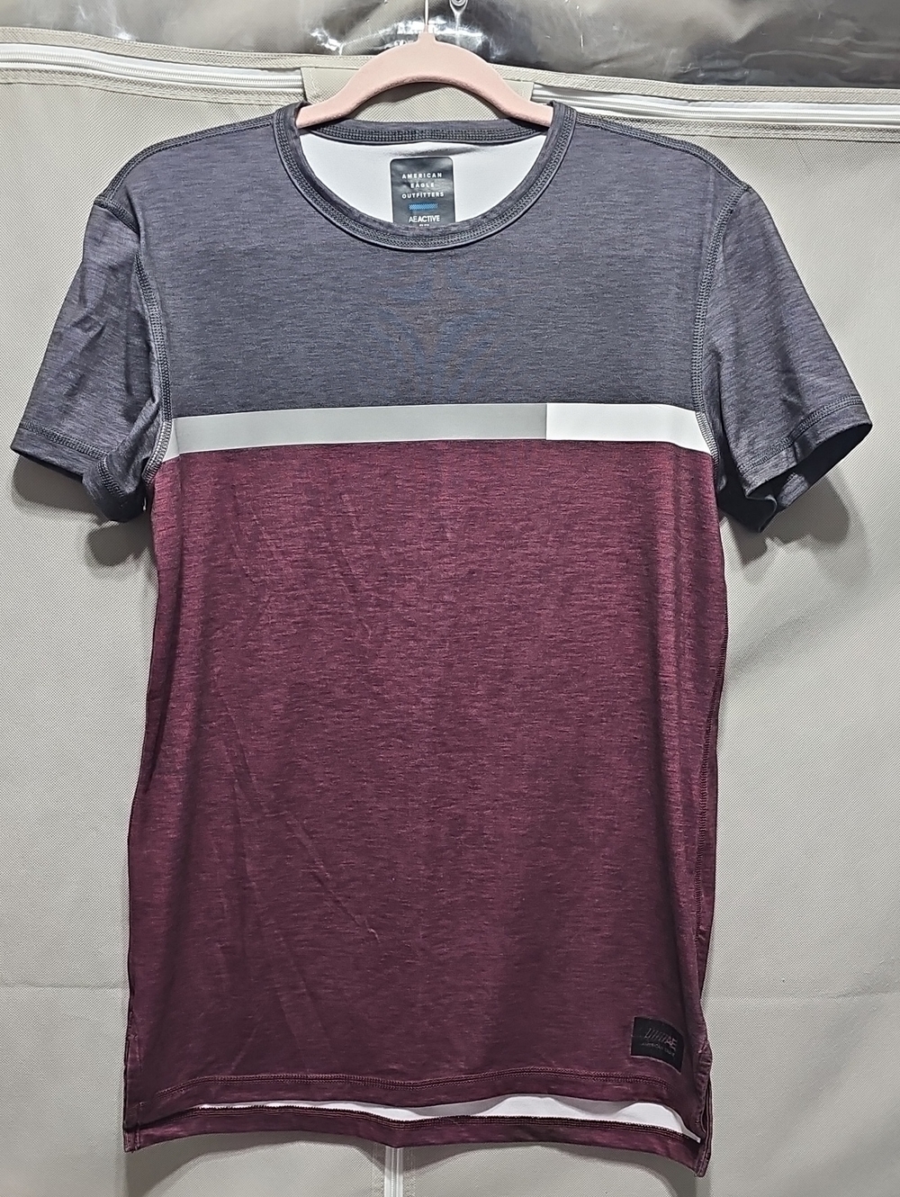American Eagle Outfitters Two-Tone Crew Tee in Gray and Burgundy